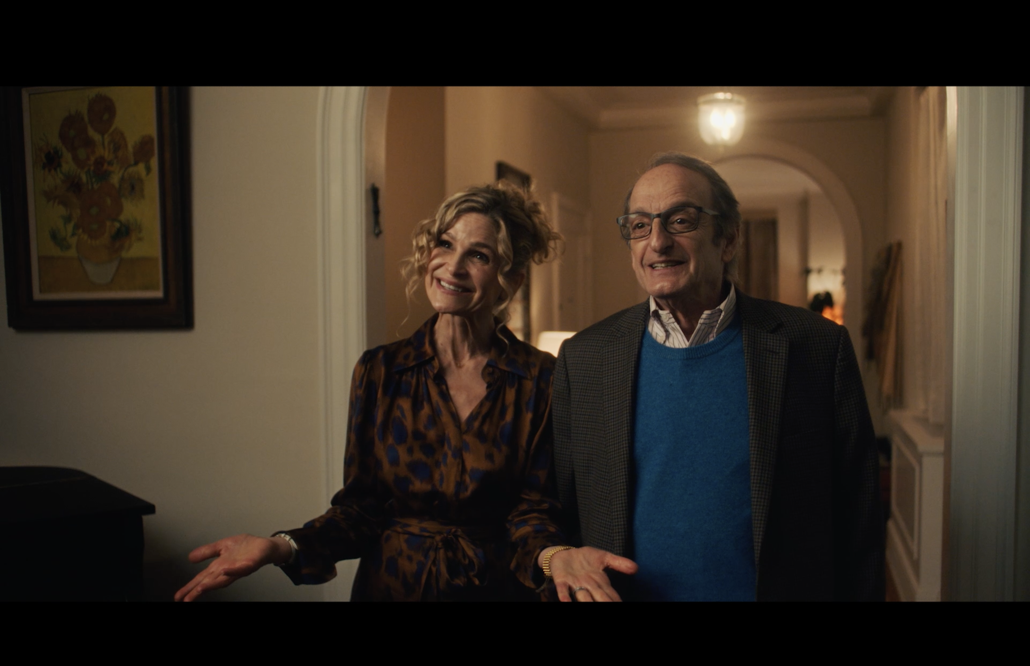 Shabbos dinner table